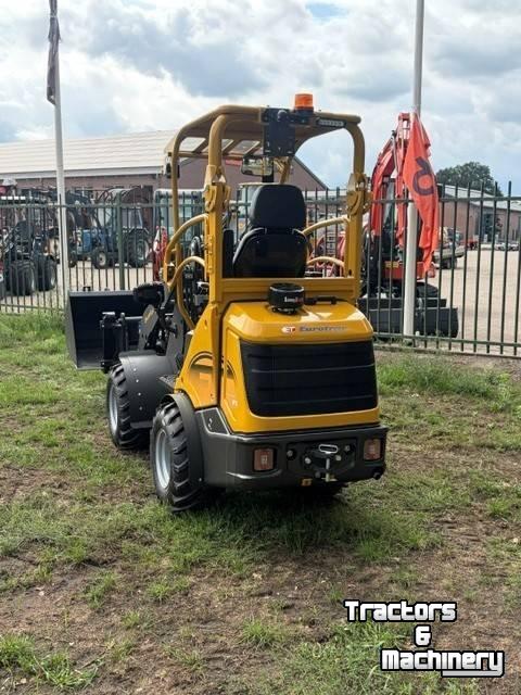 Chargeuse sur pneus telescopique Eurotrac W11-M