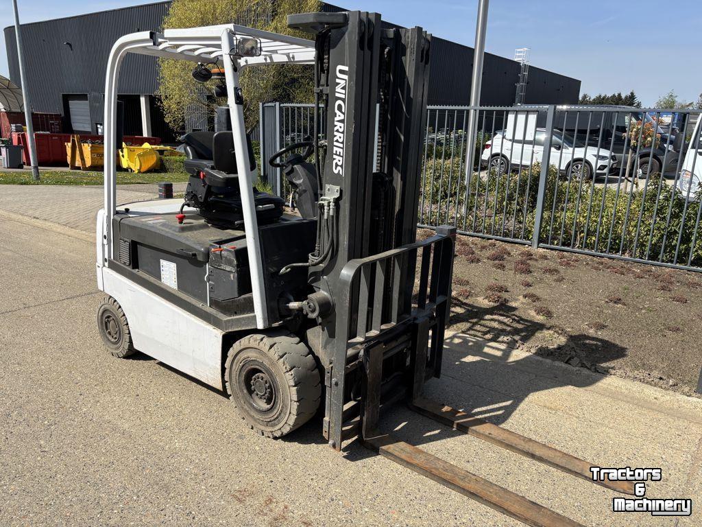 Chariot élévateur Unicarriers 1QL25Q HEFTRUCK ELEKTRISCH
