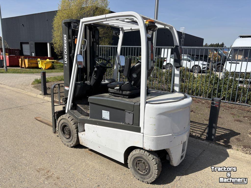 Chariot élévateur Unicarriers 1QL25Q HEFTRUCK ELEKTRISCH