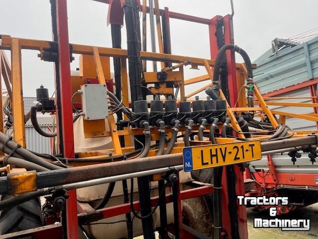 Pulvérisateur porté Agrifac getrokken veldspuit 2000 ltr