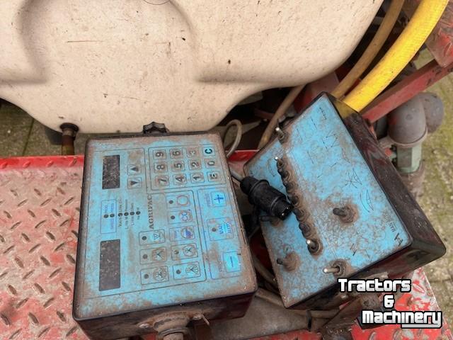 Pulvérisateur porté Agrifac getrokken veldspuit 2000 ltr