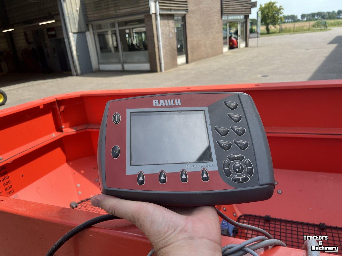 Distributeur d‘engrais Kuhn AXIS