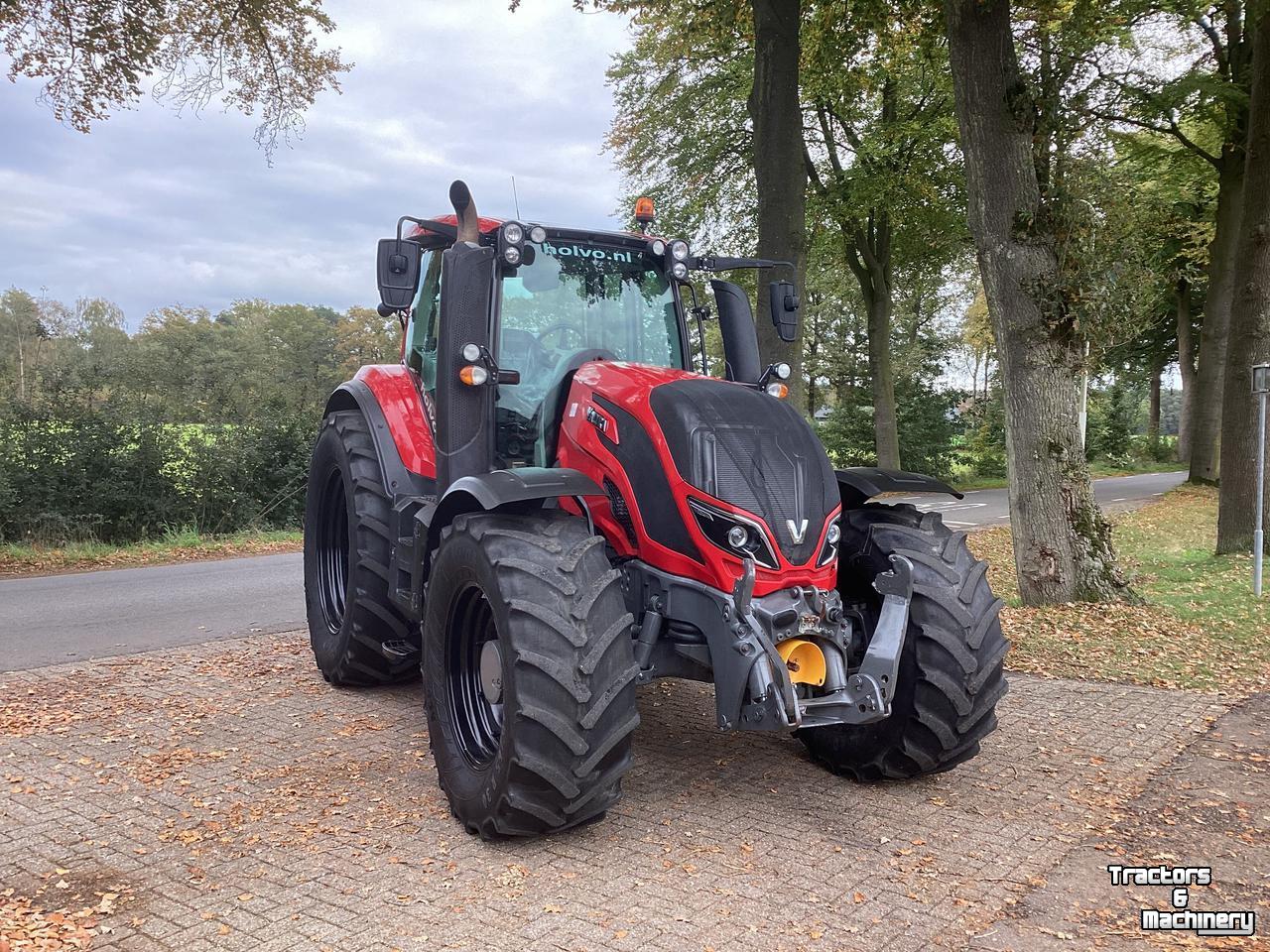 Tracteur Valtra T214 A