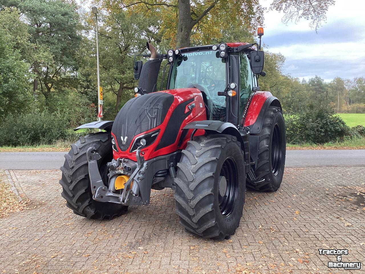 Tracteur Valtra T214 A