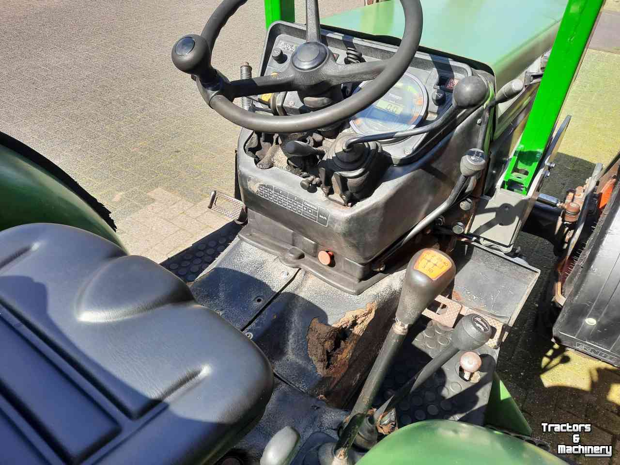 Tracteur pour vignes et vergers Fendt 280PA