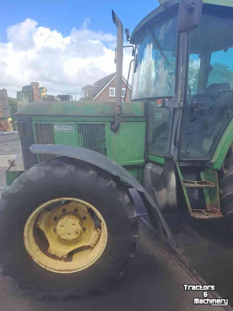 Tracteur John Deere 6210