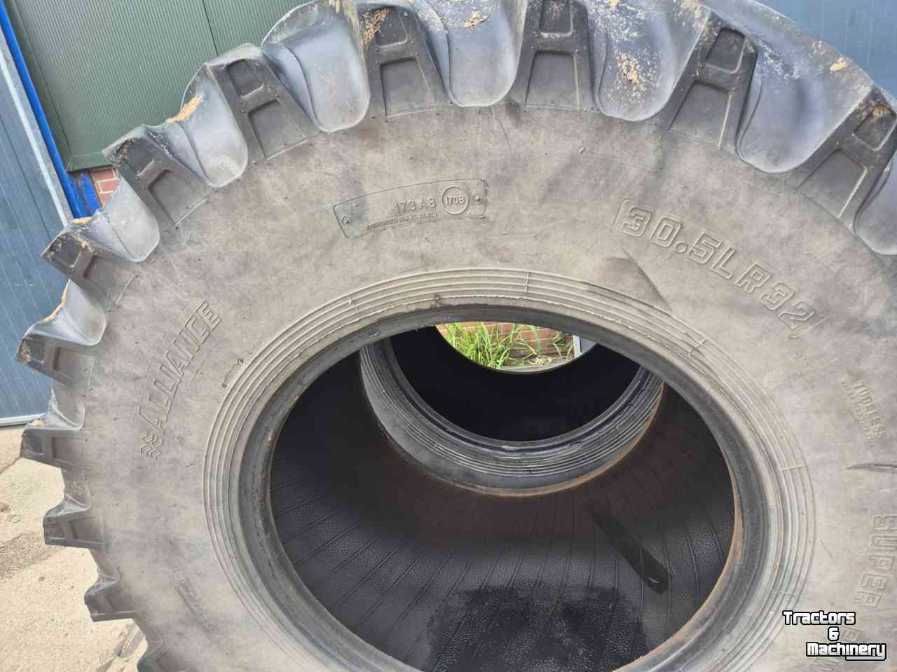 Roues, Pneus, Jantes, Barillets Jumelage Alliance 30.5R32