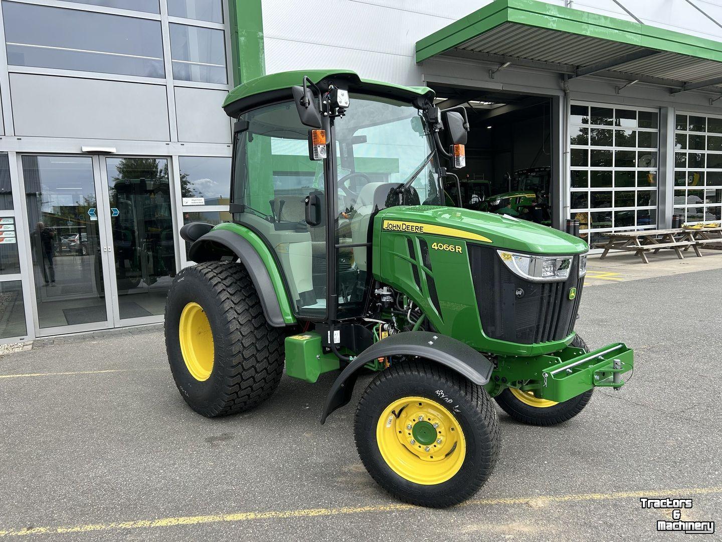 Tracteur pour vignes et vergers John Deere 4066R