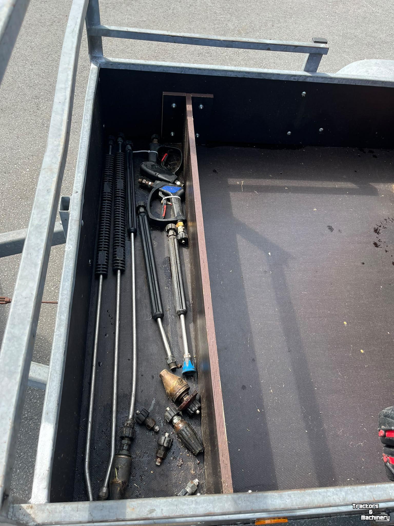 Nettoyeur à haute pression Chaud/Froid  TE HUUR hogedrukreiniger op aanhanger