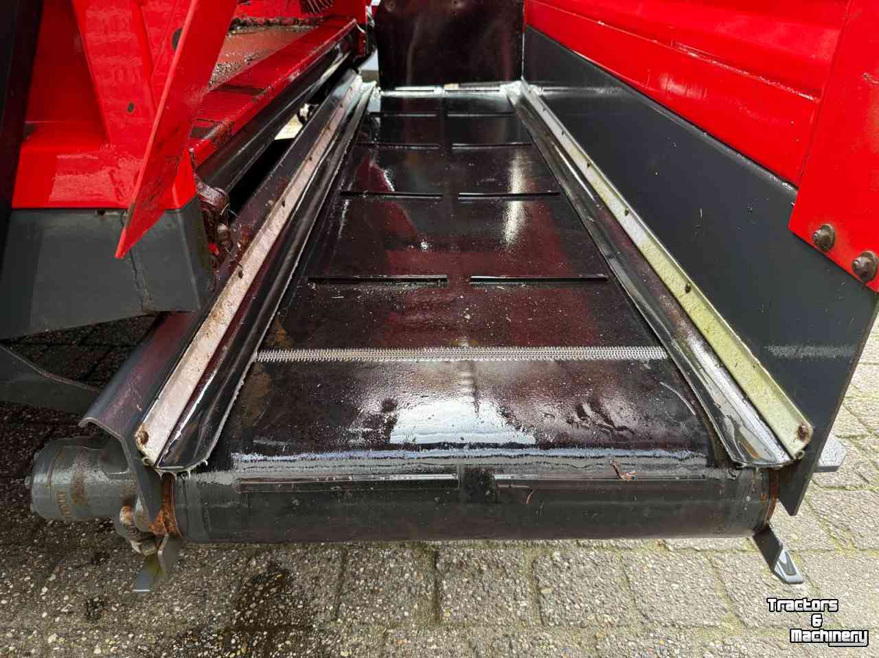 Distributeur de fourrage en bloc Schuitemaker 30 S