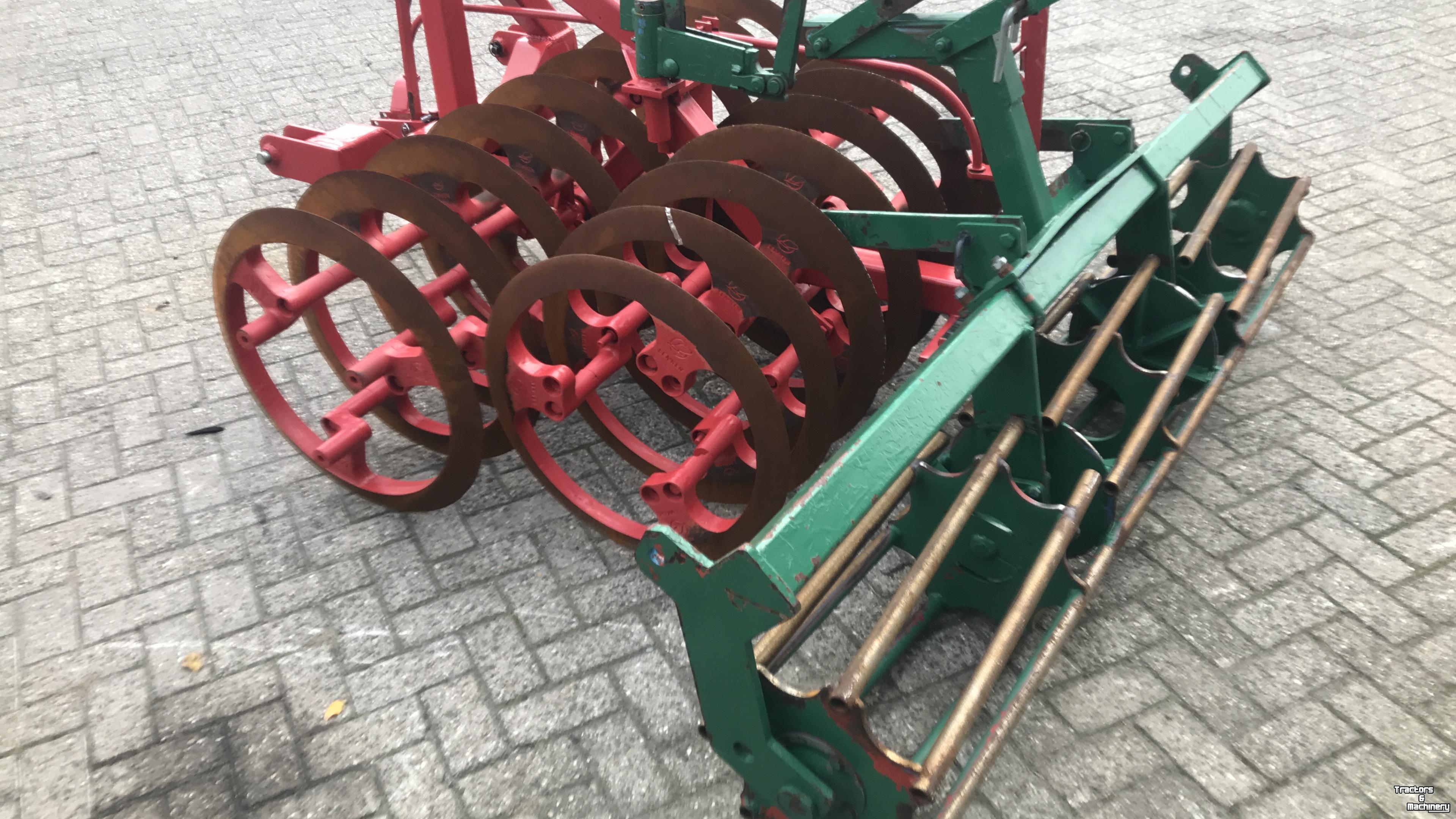 Charrues Kverneland LD85 4-schaar met vorenpakker