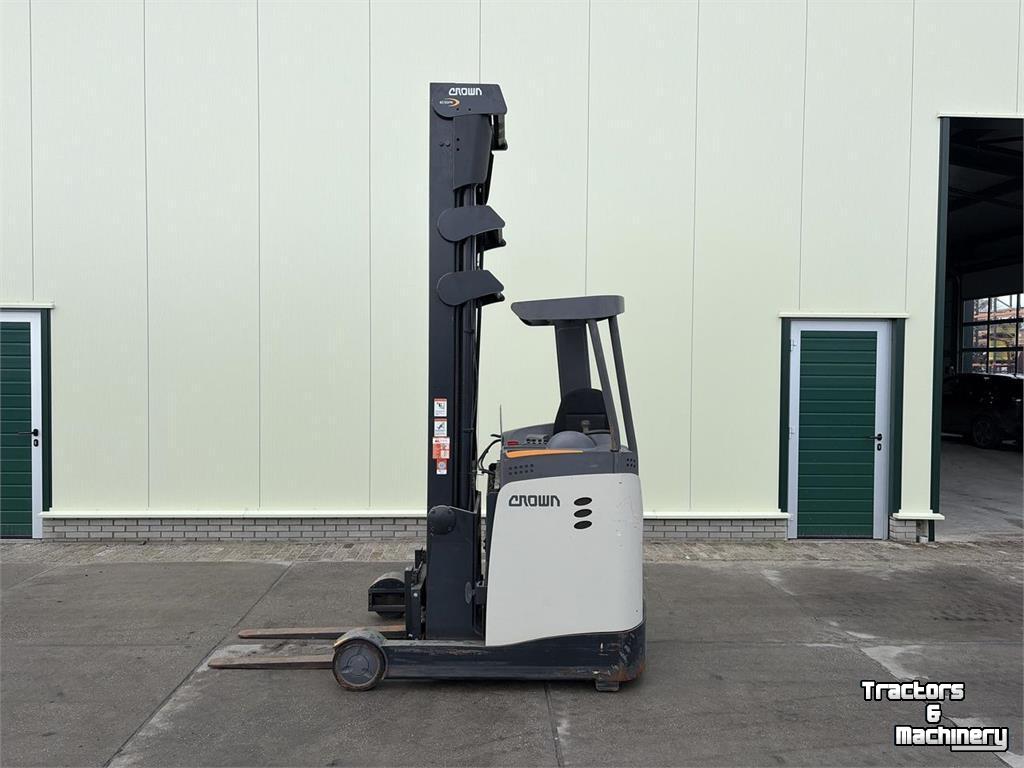 Rétractable  ESR 5240-14 Reachtruck
