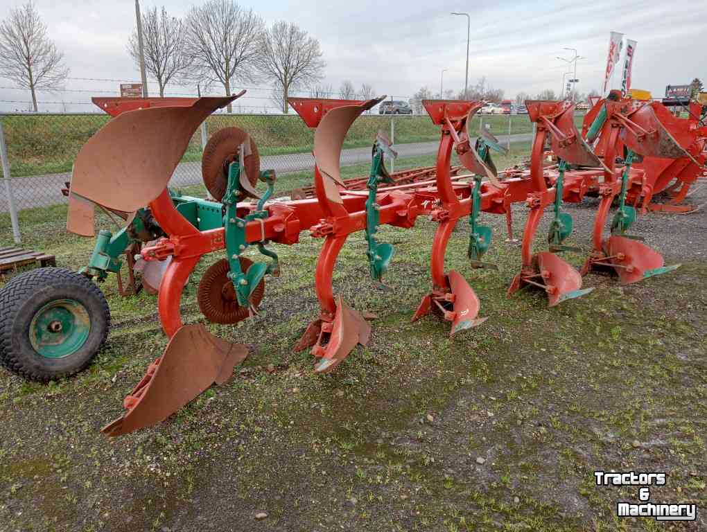 Charrues Kverneland EG100-300-5, ploeg, plough