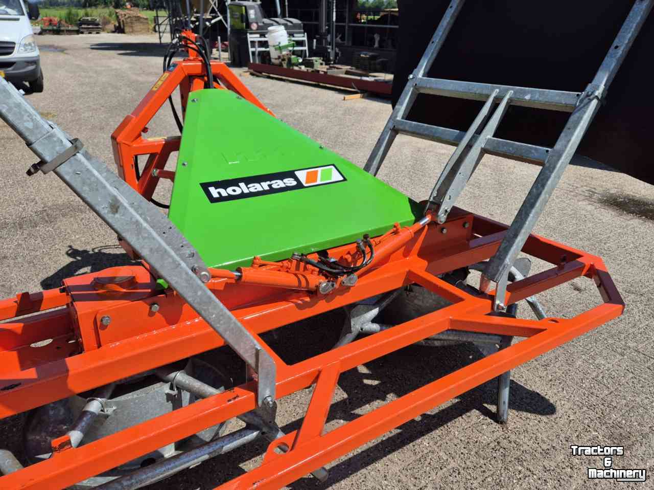 Eparpilleur de fourrage Holaras Jumbo HK kuilverdeler