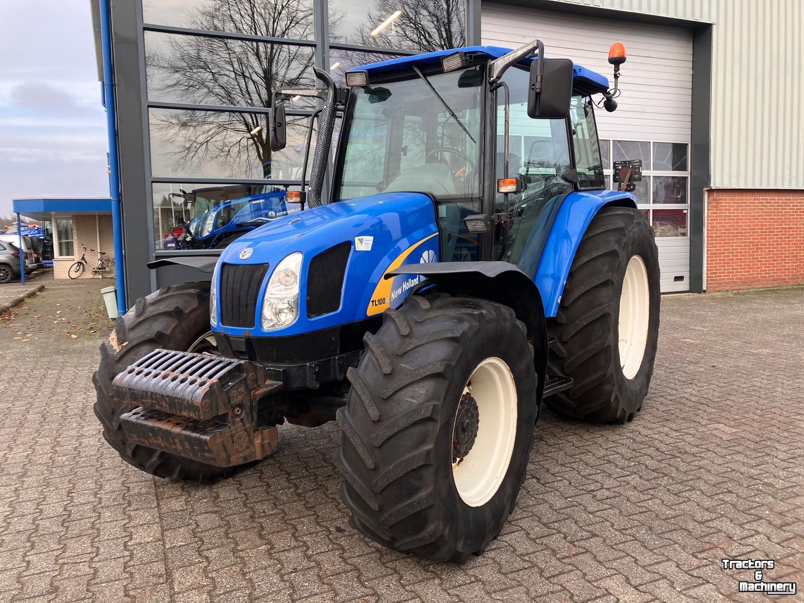 Tracteur New Holland 100A