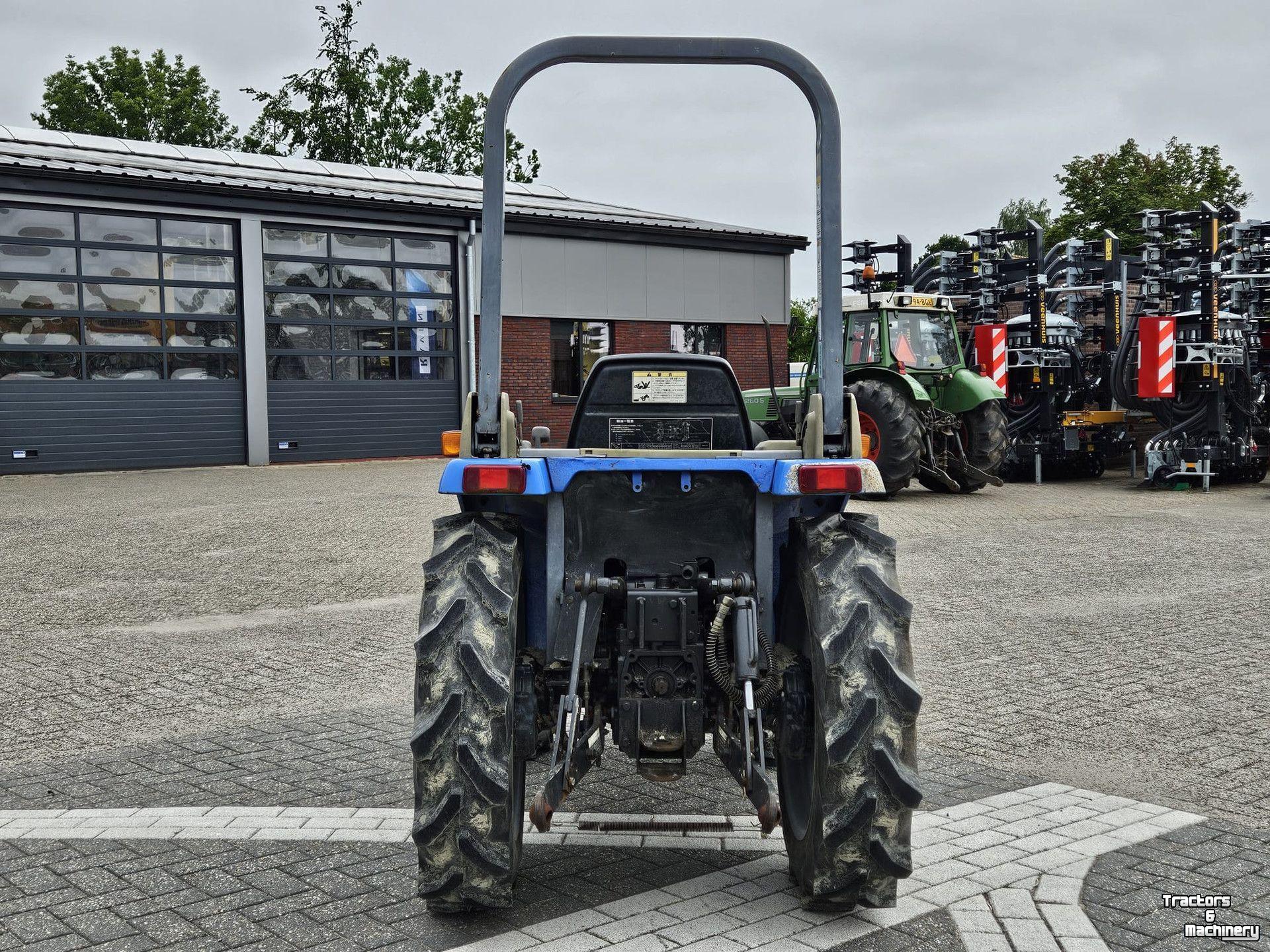 Tracteur pour vignes et vergers Iseki SIAL 1932306+548/456+ compact tractor