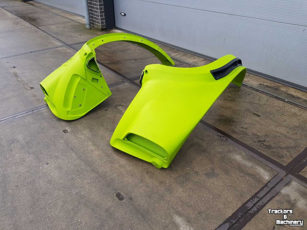 Pièces d‘occasion pour tracteurs Claas Achterspatbord Claas Arion 400 smal