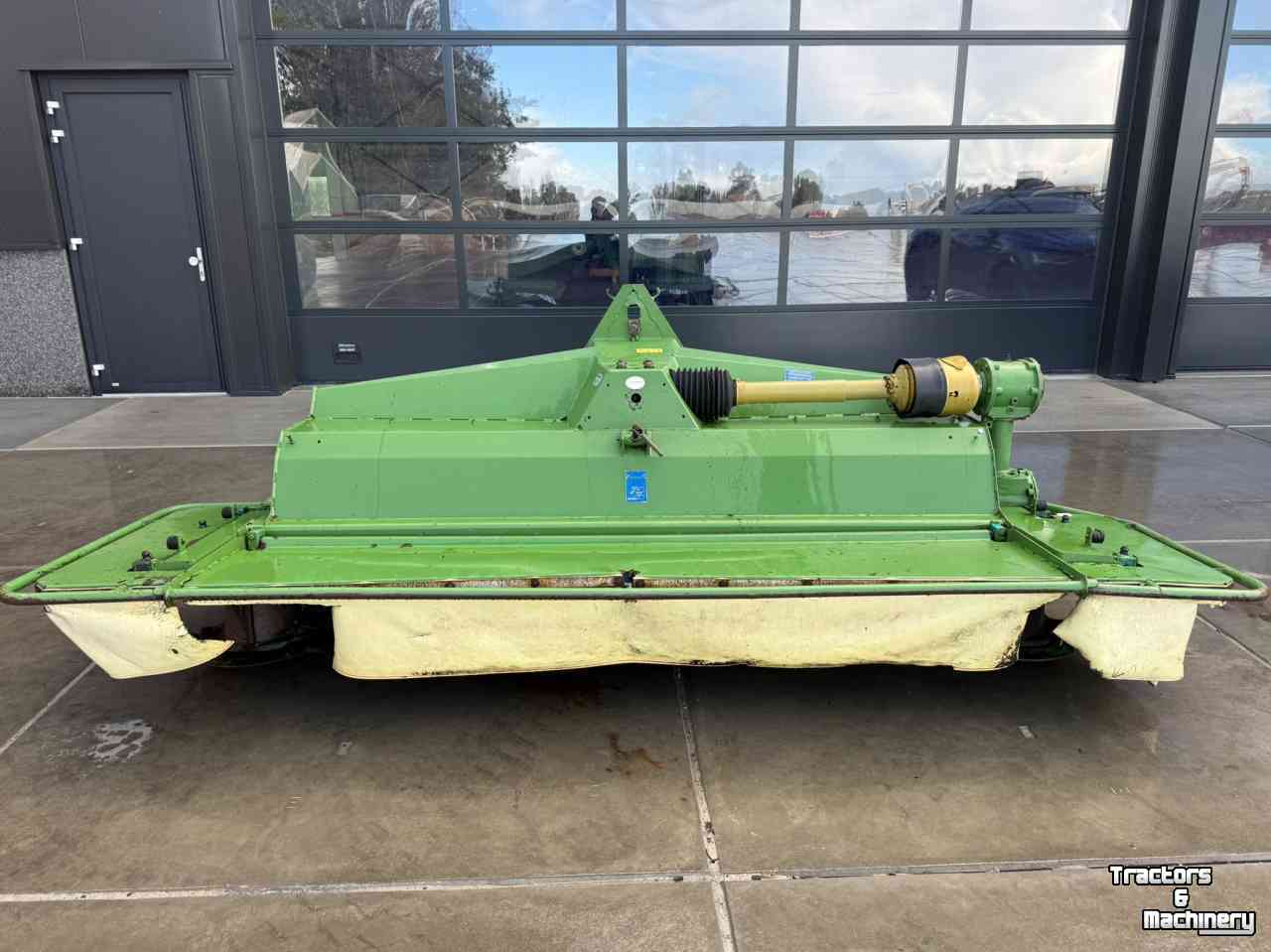 Faucheuse Krone easy cut F 320 CV Frontmaaier schotelmaaier kneuzer