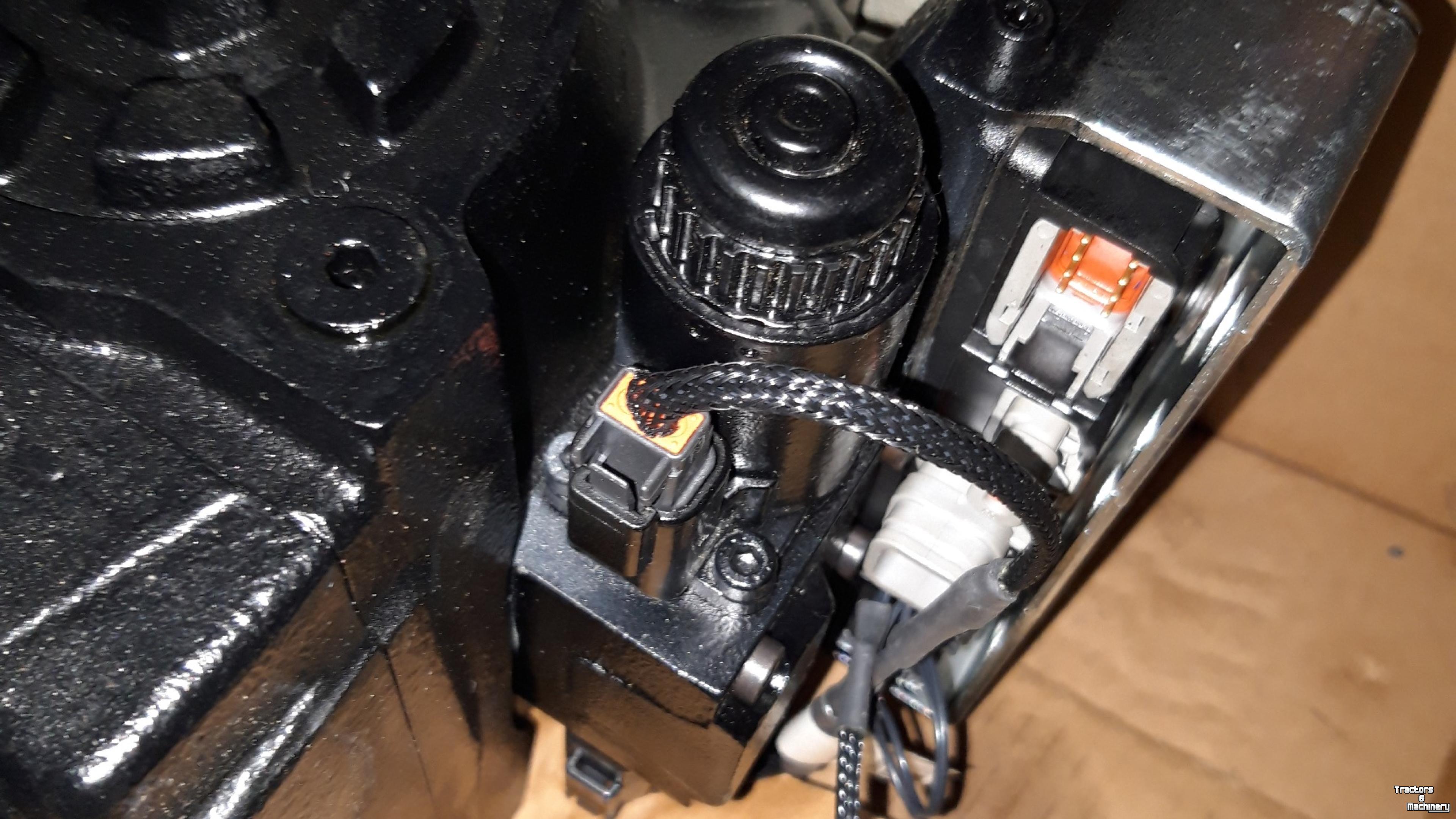 Chargeuse sur pneus Kramer LOSSE DELEN  8105 SHOVEL