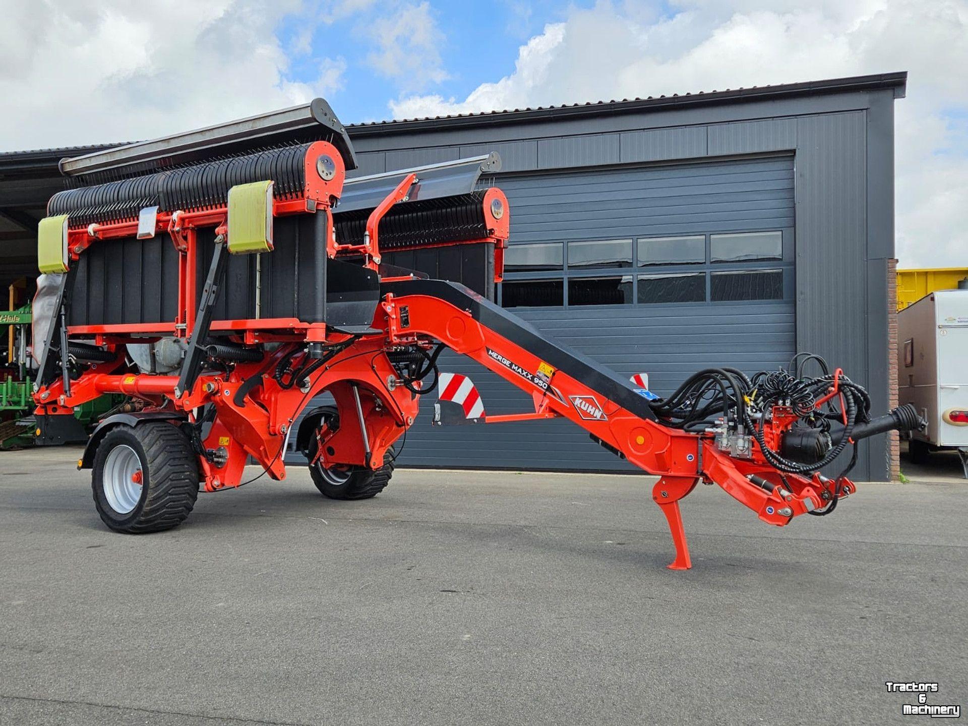 Andaineur Kuhn MERGE MAXX 950 Bandenhark