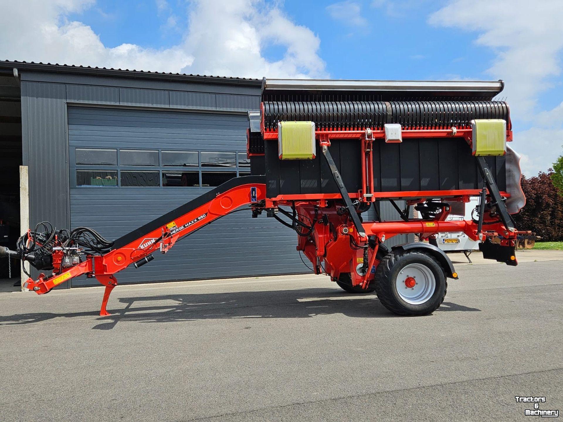 Andaineur Kuhn MERGE MAXX 950 Bandenhark