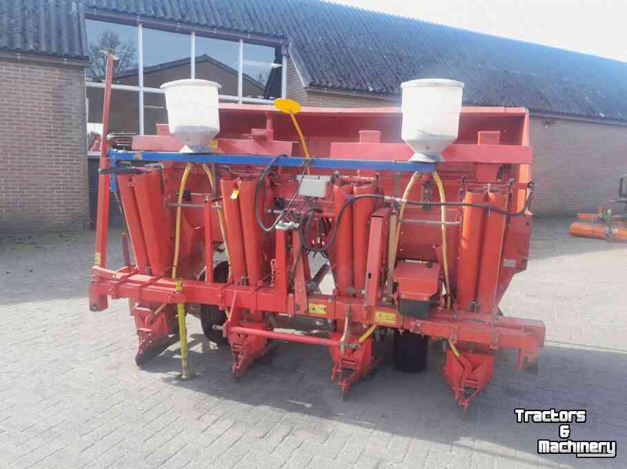 Planteuse de pommes de terre Kverneland UN3100