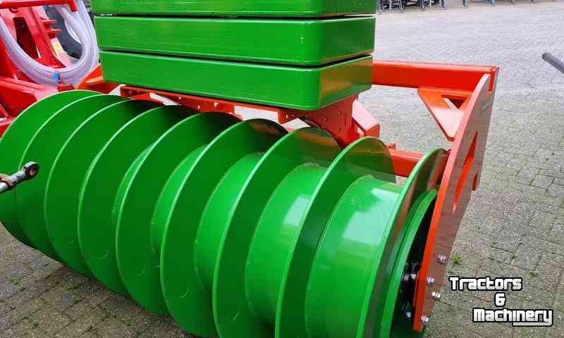Rouleau packer de silage Holaras Stego Kuilverdichtingswals