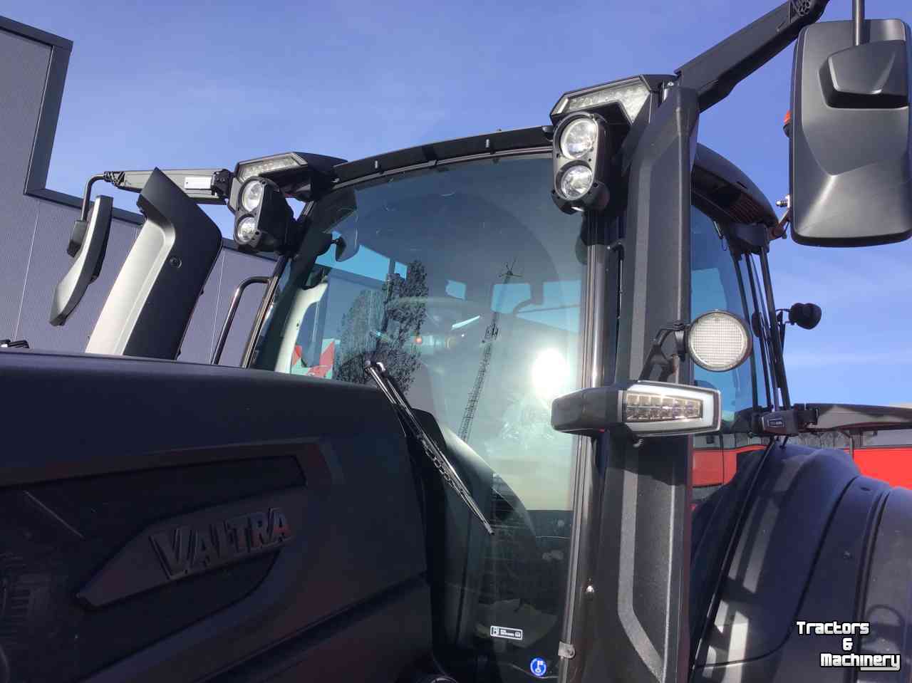 Tracteurs Valtra Q305 twin trac