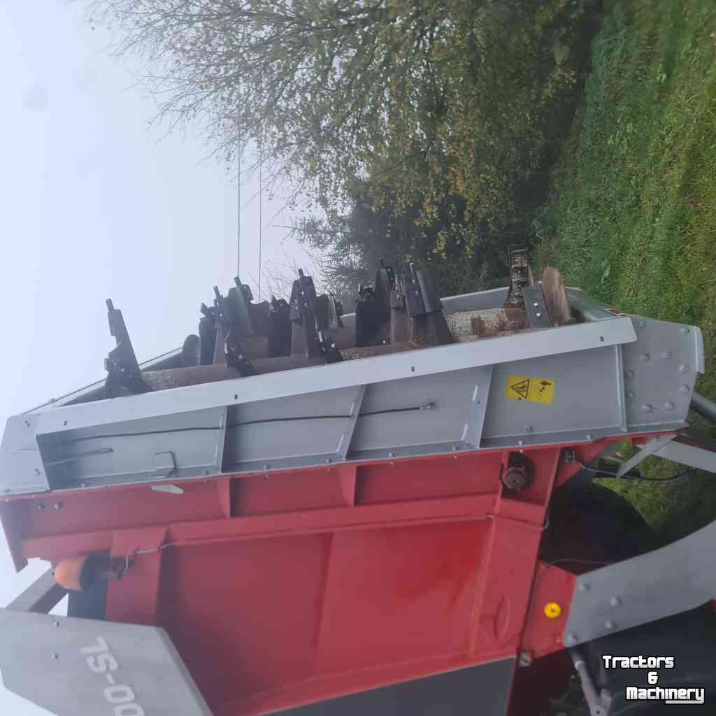 Epandeur de fumier  Perard Sl 200