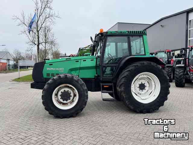 Tracteur Valtra 8350 Hitech
