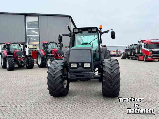 Tracteur Valtra 8350 Hitech