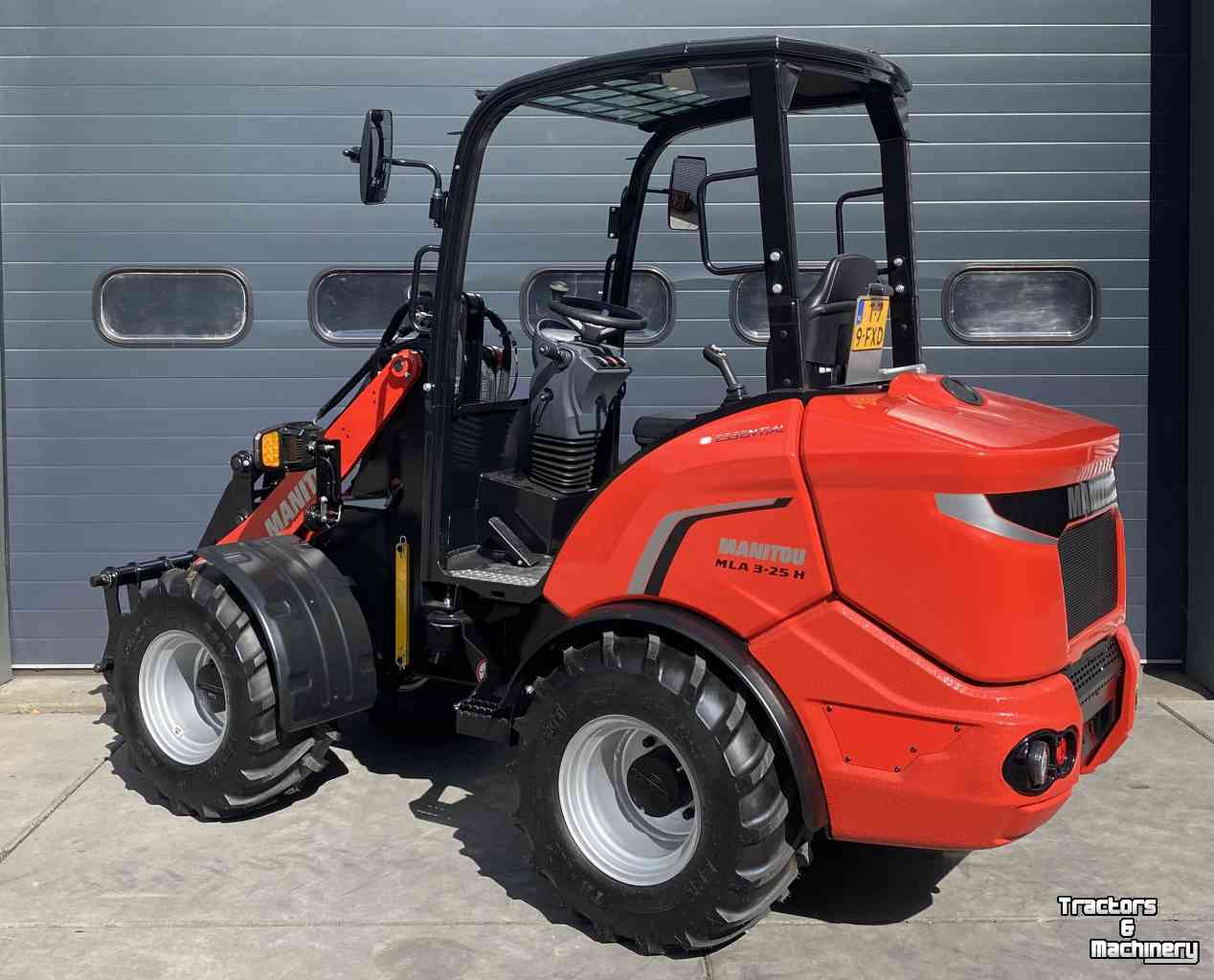 Chargeuse sur pneus Manitou MLA 3-25 H