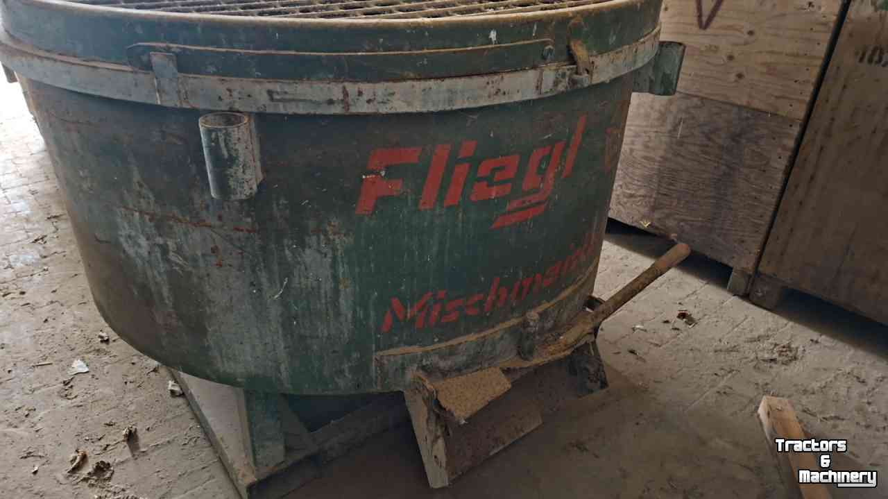 Autres matériel de terrassement et de chantier Fliegl 802 SS