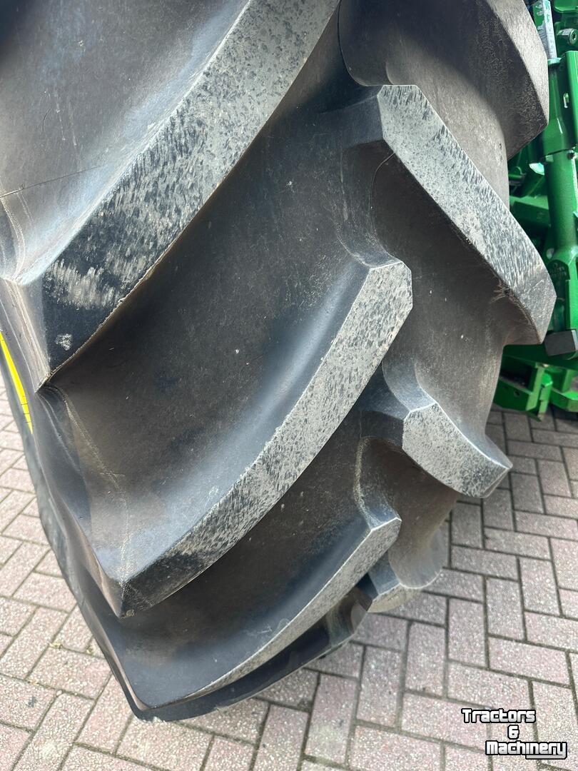 Tracteur John Deere 6175R