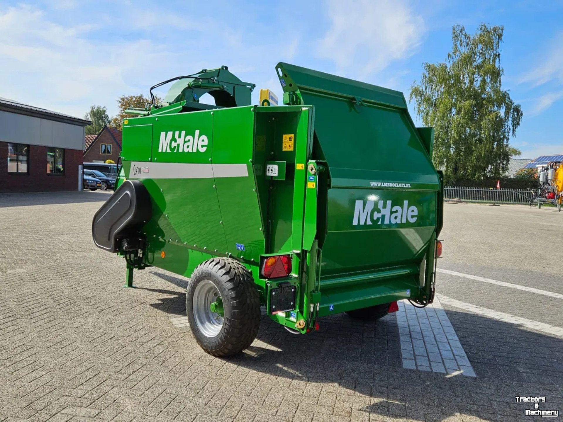 Distributeur de paille pour des logettes McHale C470 Stroblazer
