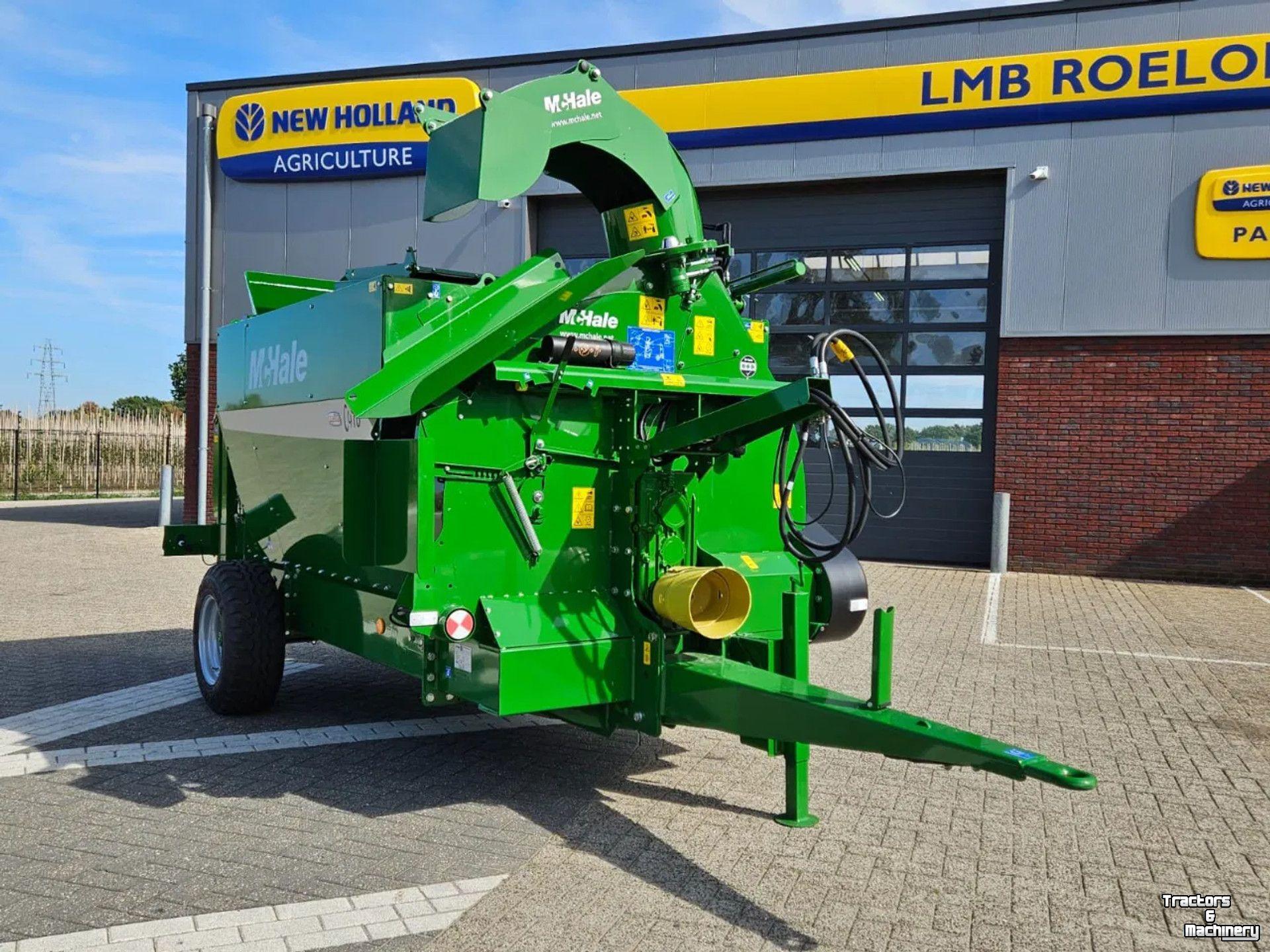 Distributeur de paille pour des logettes McHale C470 Stroblazer