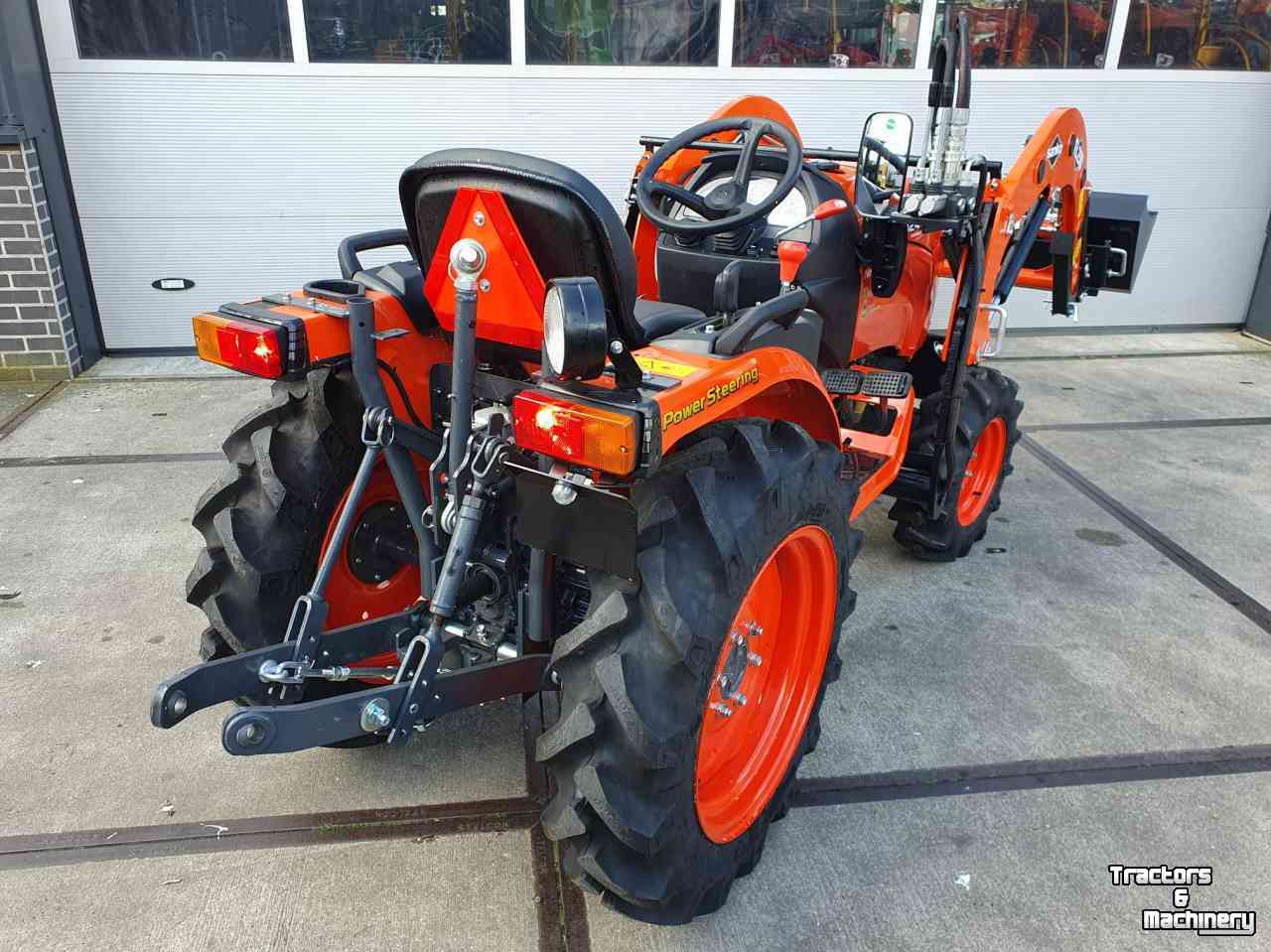 Tracteur pour horticulture Kubota B2441  + voorlader Compact traktor