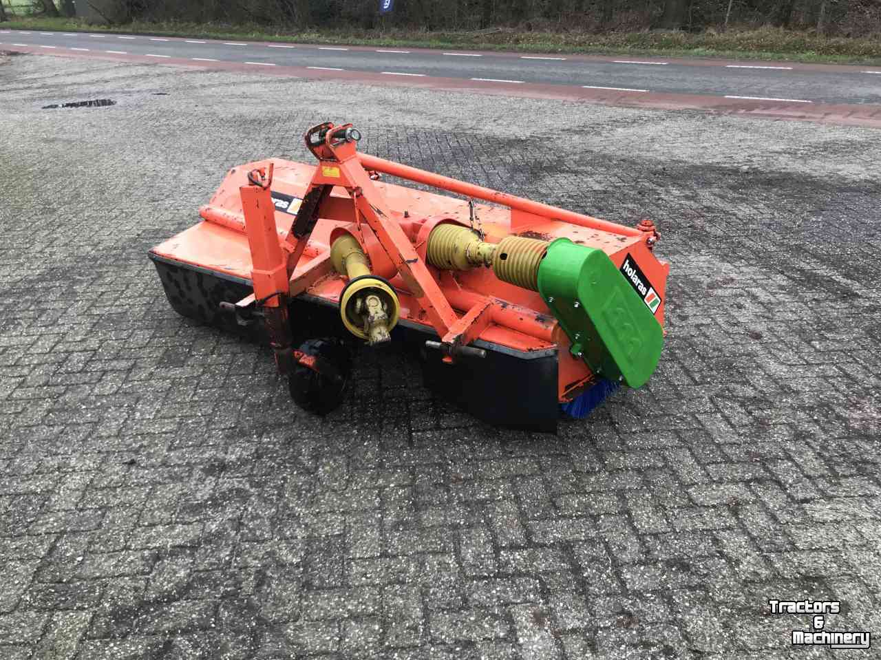 Balayeur Holaras A-220