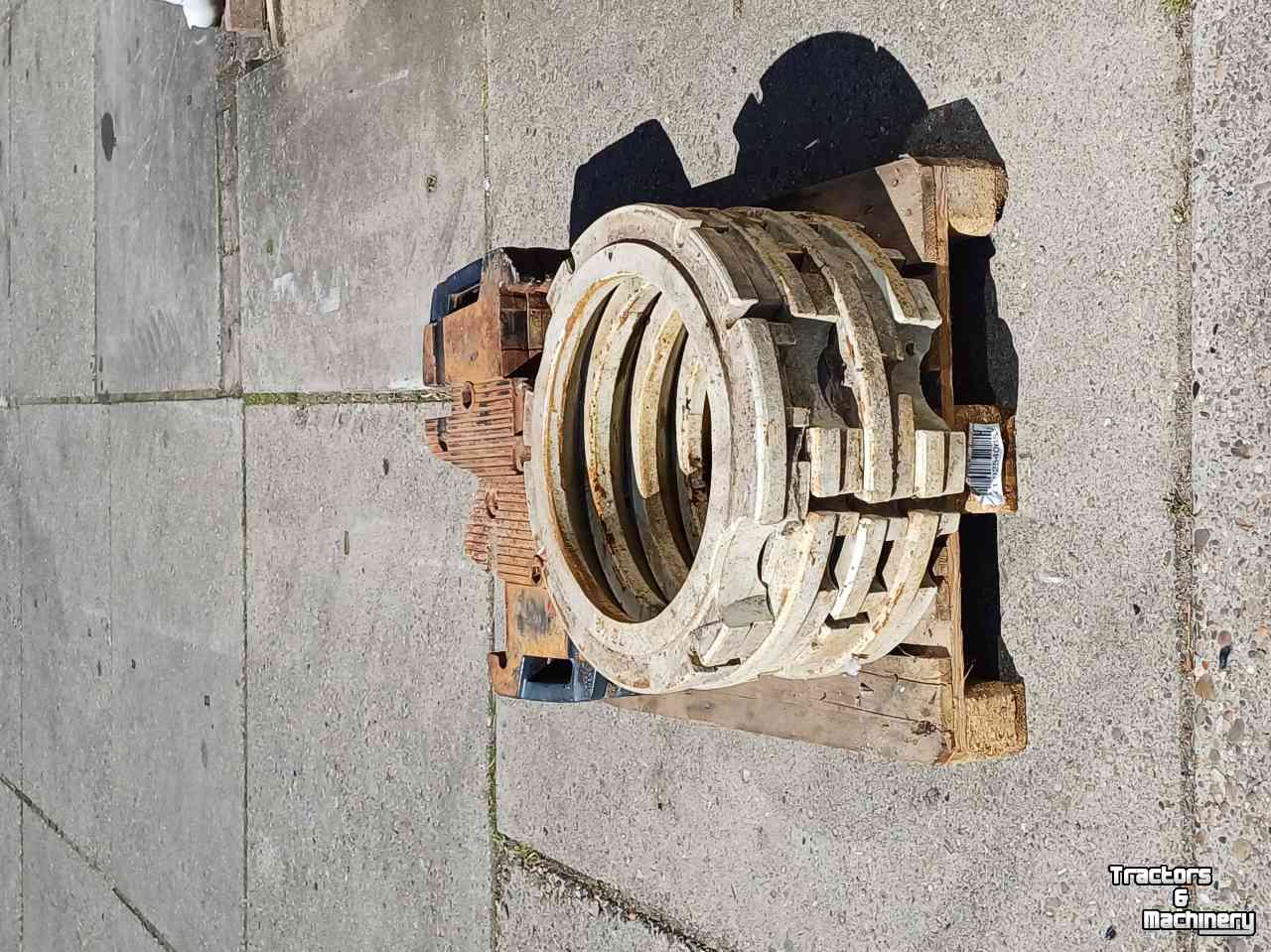 Poids frontaux Valmet wielgewichten valmet 70kg  frontgewichten valtra 37.5