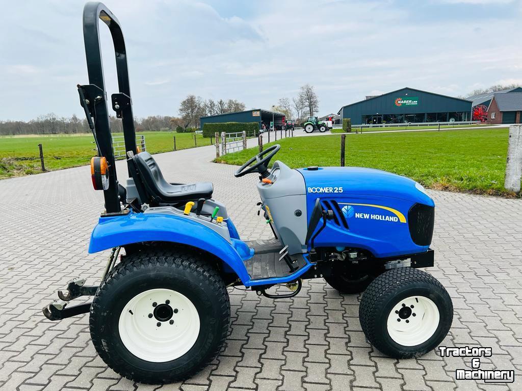 Tracteur New Holland BOOMER 25
