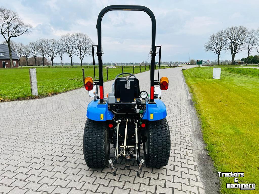Tracteur New Holland BOOMER 25