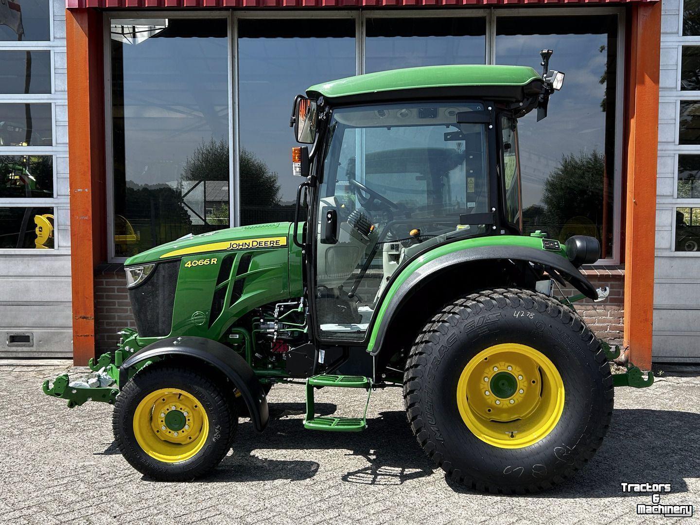Tracteur pour vignes et vergers John Deere 4066R