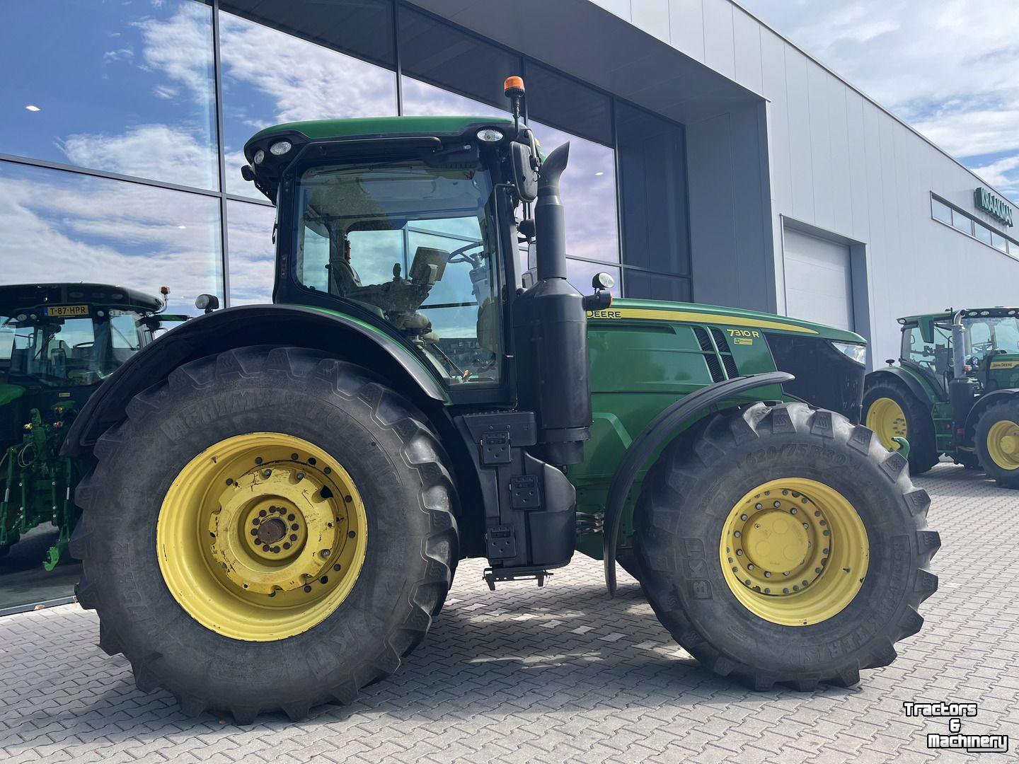Tracteur John Deere 7310R
