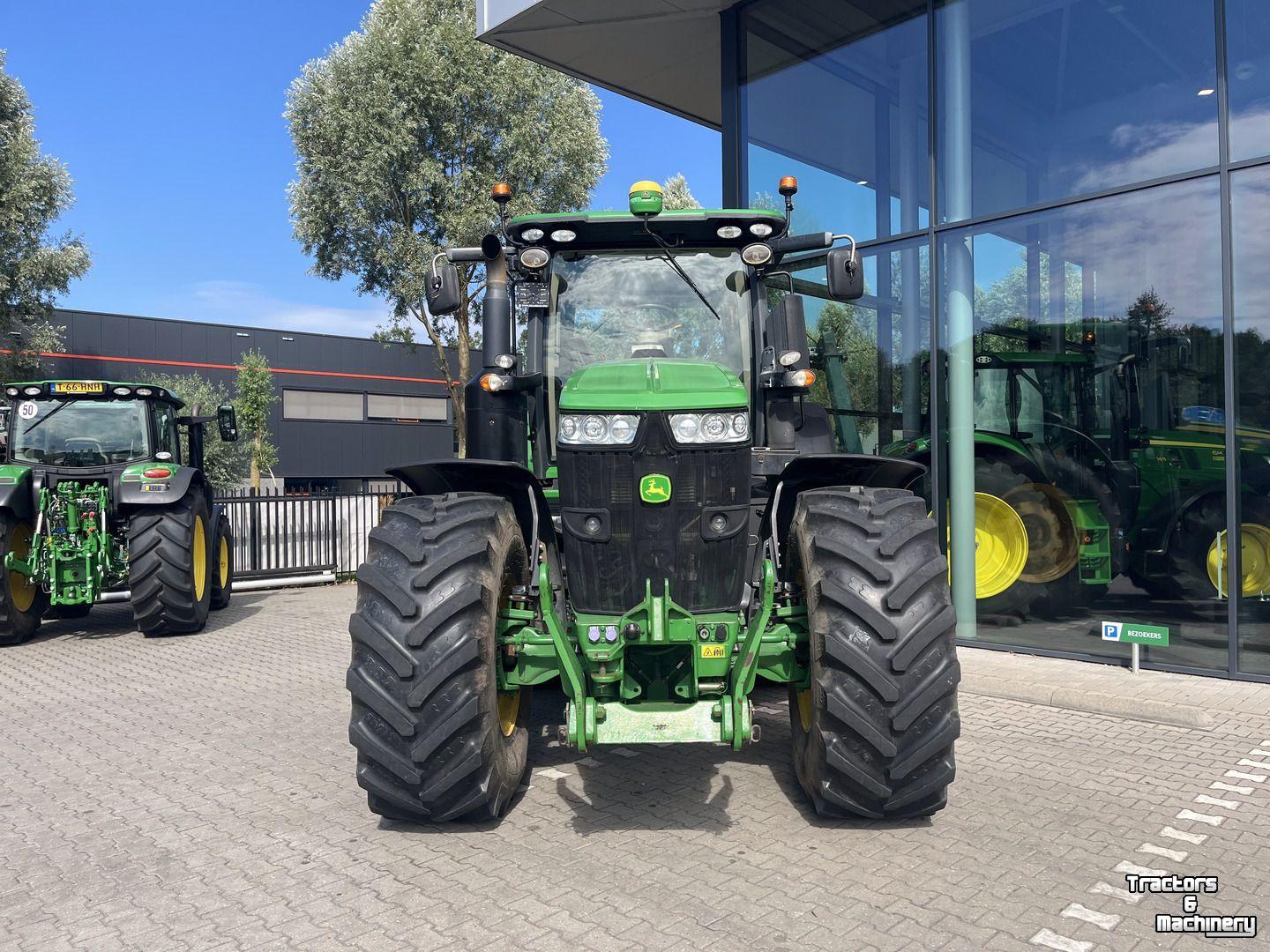 Tracteur John Deere 7310R