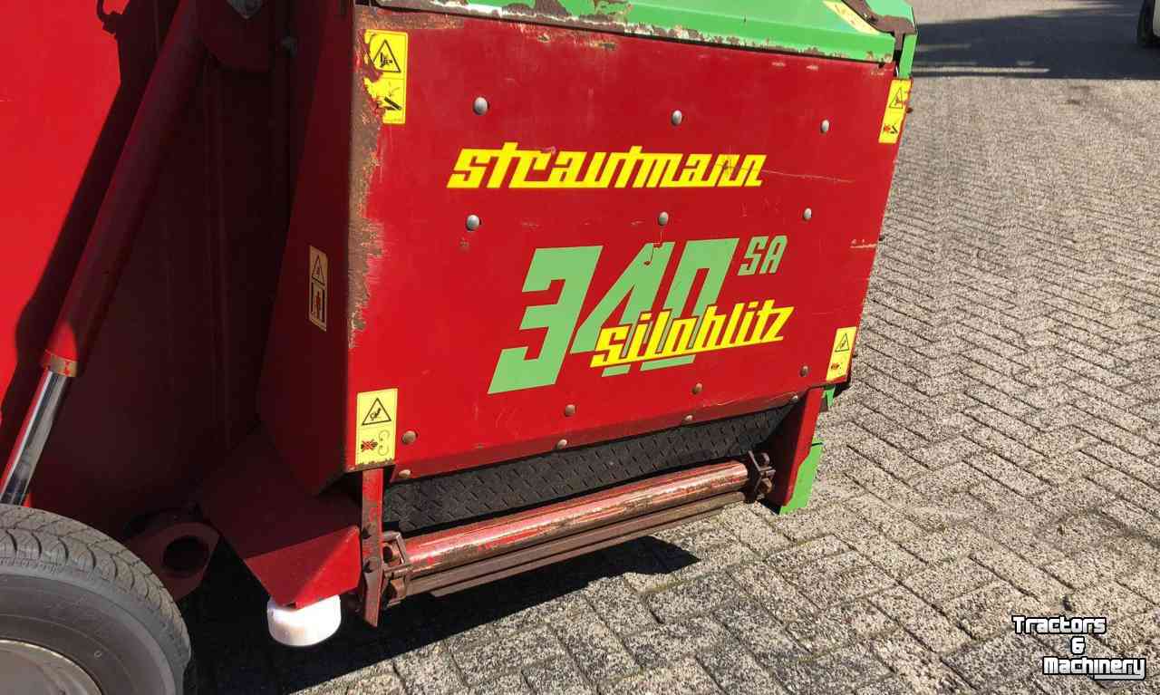 Mélangeuse distributrice autocharg. Strautmann Siloblitz 340