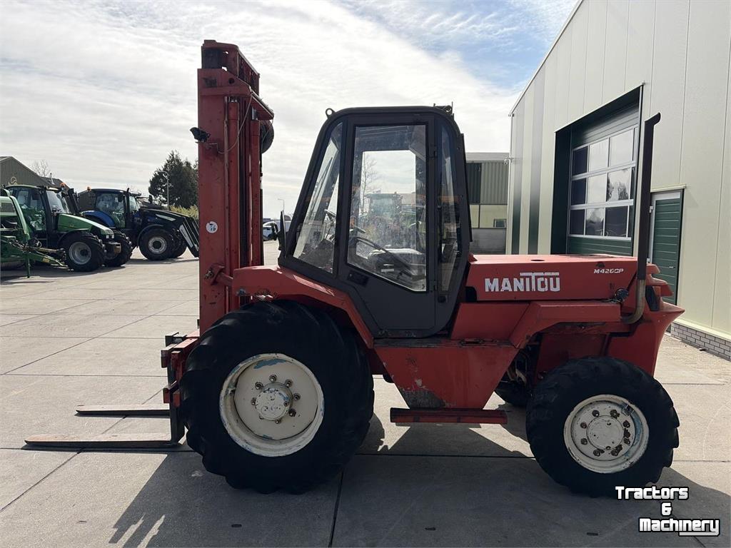 Chariot élévateur Manitou M 426 CP ruwterreinheftruck