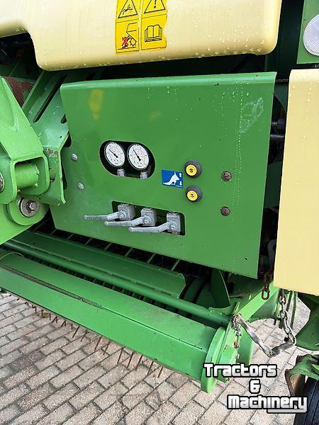 Autochargeuse Krone MX 370 GL