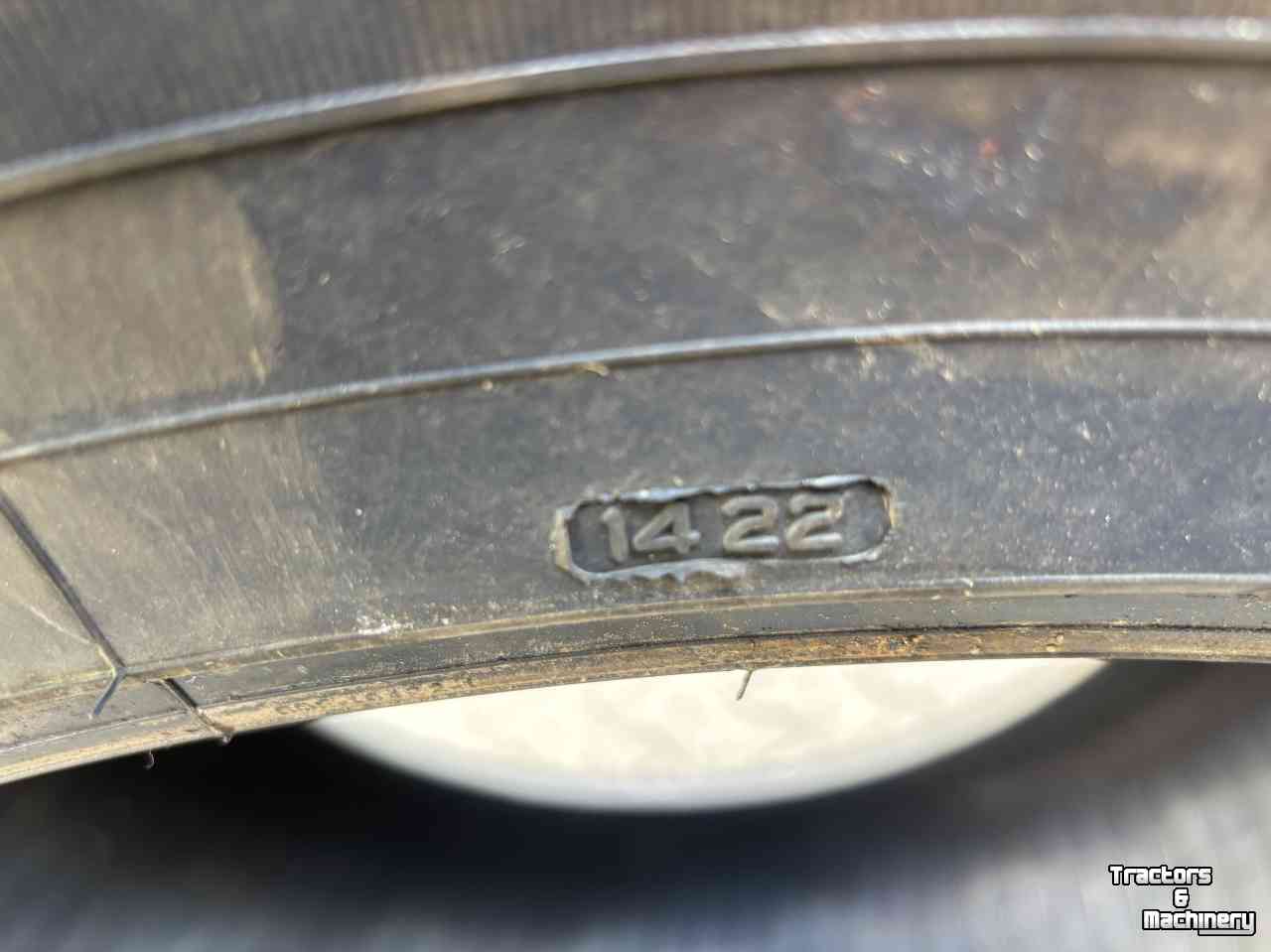 Roues, Pneus, Jantes, Barillets Jumelage Bridgestone 520/85R38 en 420/85R28 VX-TRACTOR