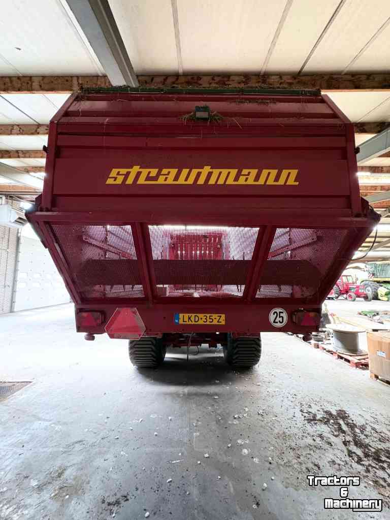 Autochargeuse Strautmann Giga Vitesse III DO