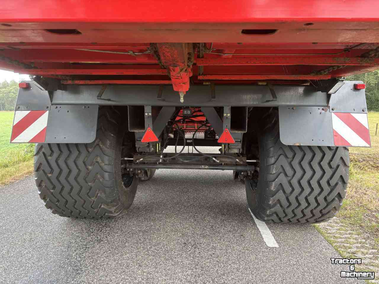 Autochargeuse Pottinger Jumbo 6000 Combiline